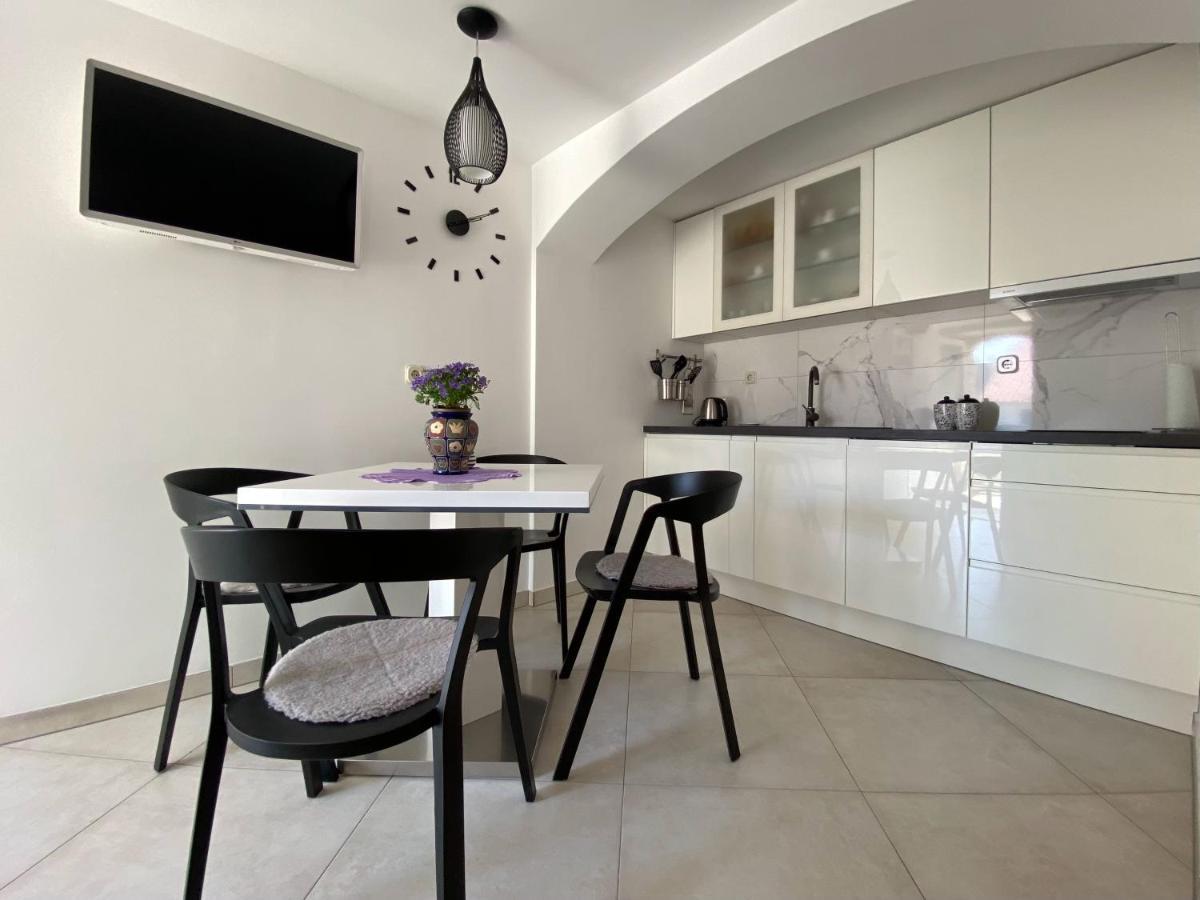 בול Guest House Meri מראה חיצוני תמונה